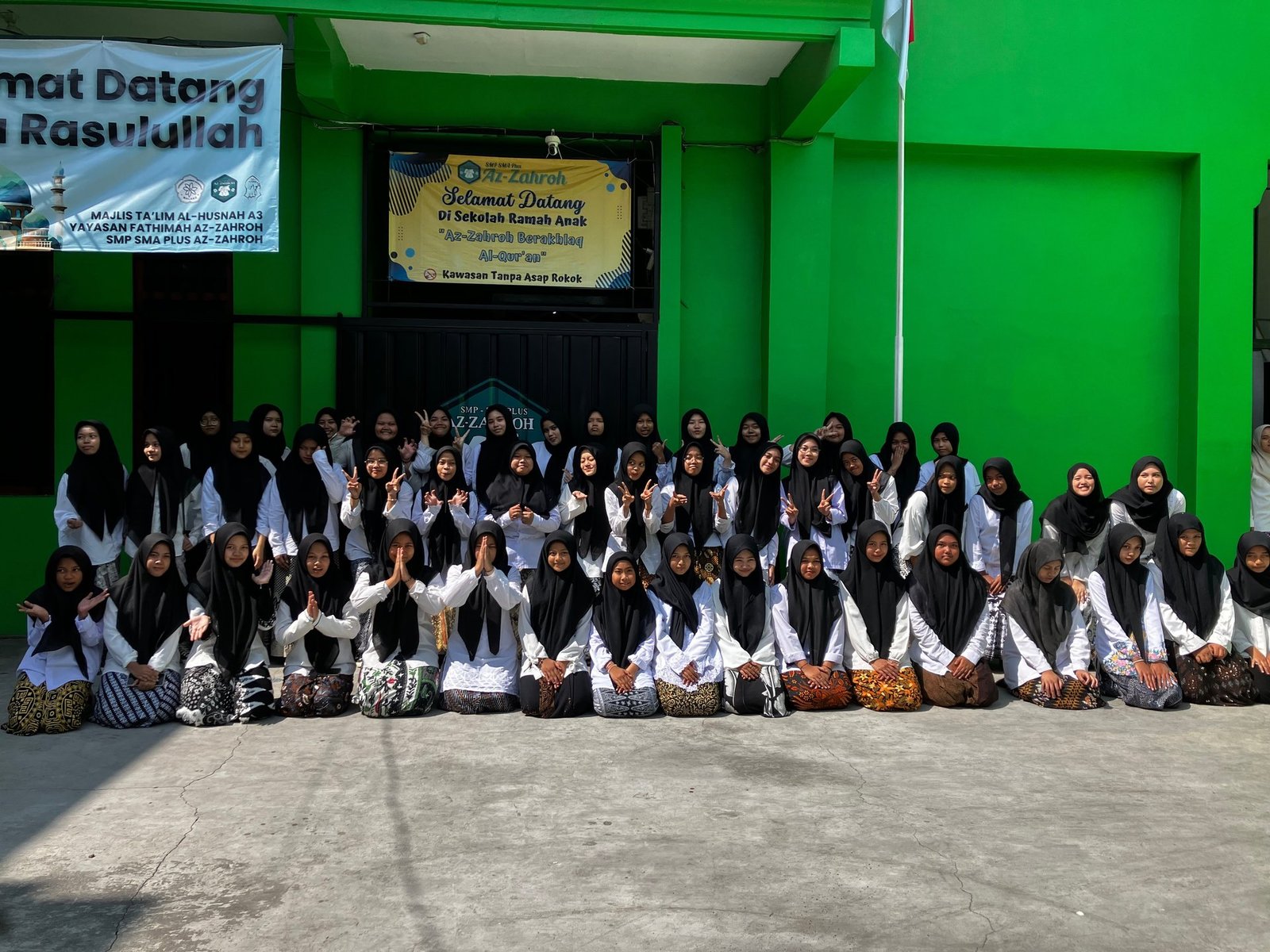 Hijab: Identitas dan Kehormatan Muslimah
